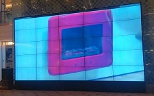 金工液晶拼接屏用于百貨賣場